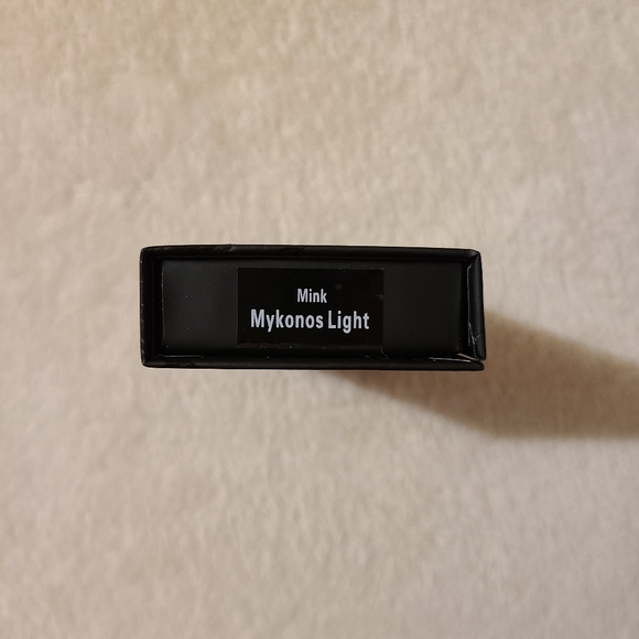 Mykonos Lite Lashes by Lilly Lashes - Picture 2 of 3